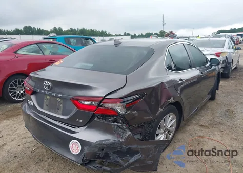 2022 Toyota Camry Le из США, поврежденный, VIN 4T1C11AK8NU650500